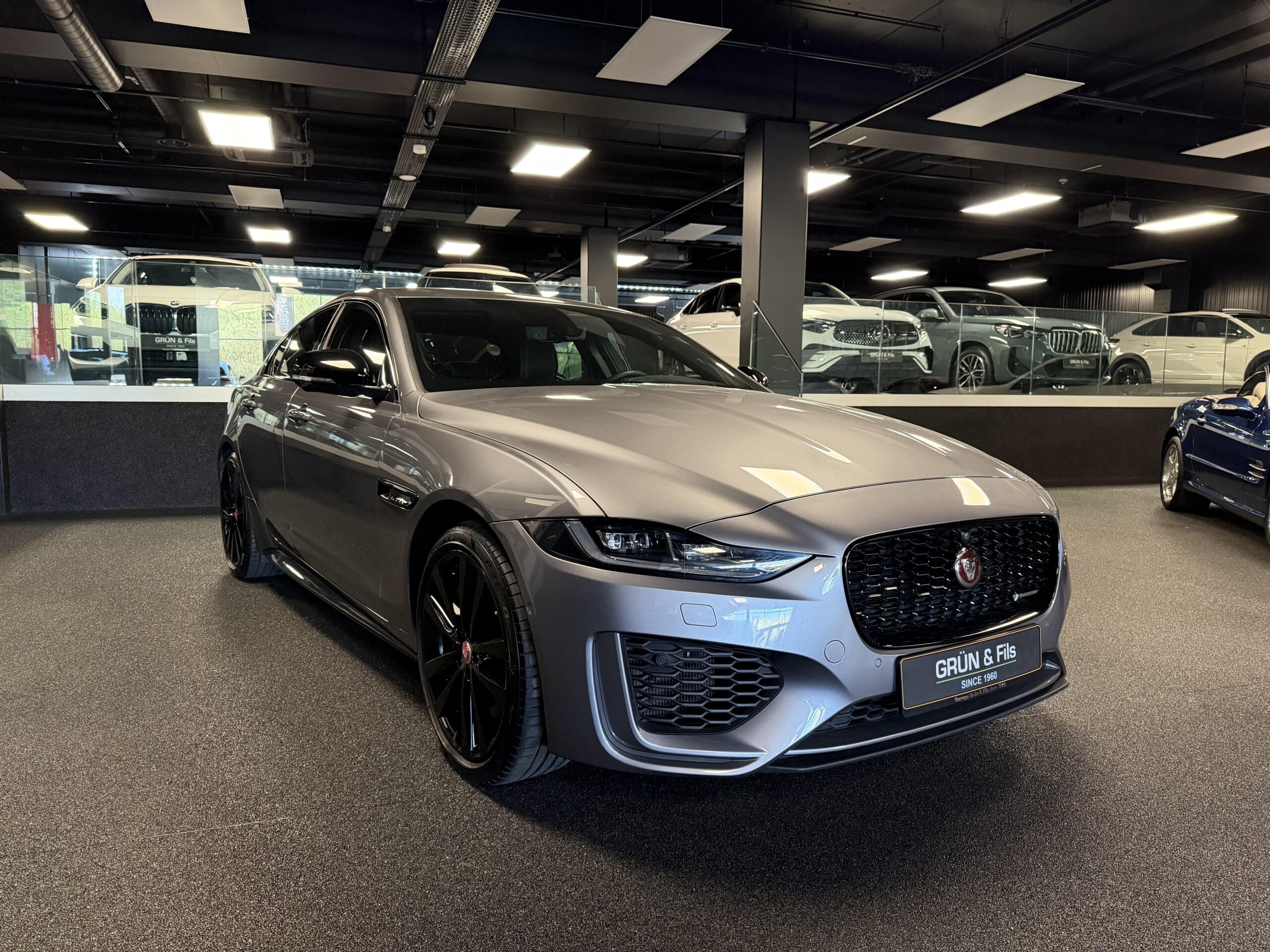 Jaguar XE